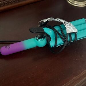 TIGI bed head waver Teal and Purple Hair Styling Tool